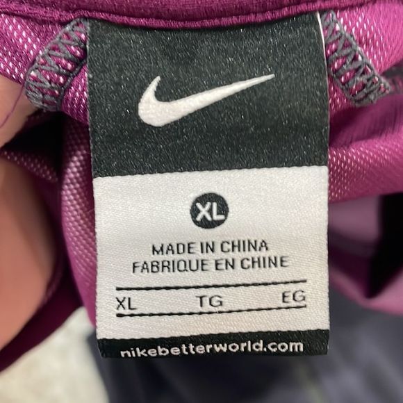 NIKExGYAKUSOU NWOT Women’s XL fits as a Large Running Zip Hoodie| Plum Purple - Picture 10 of 12